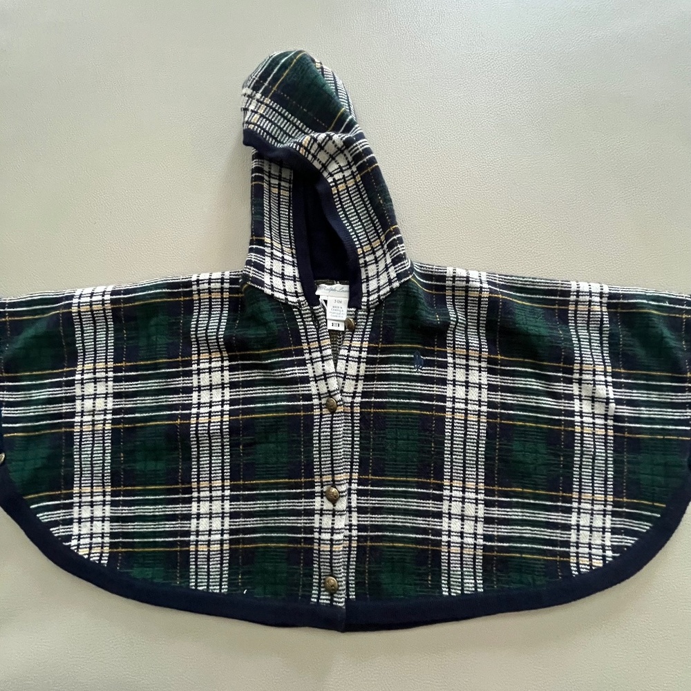 Ralph Lauren Cashmere Girls Cape in Excellent condition 6 months